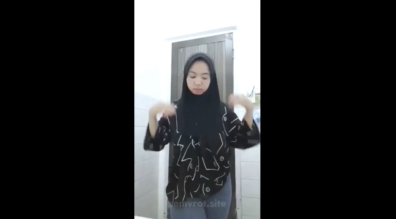 Yandex Abg Viral slebew wiwik goyang di atas Global Trending Top New 2025